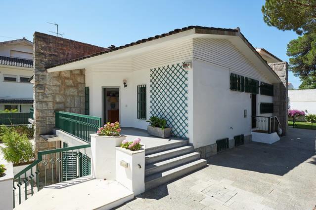 Refuge Holiday Homes | Nola Villa Cascais